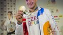Judista Lukáš Krpálek oslavil v Českém domě v Riu de Janeiru zisk zlaté olympijské medaile Judista Lukáš Krpálek oslavil v Českém domě v Riu de Janeiru zisk zlaté olympijské medaile