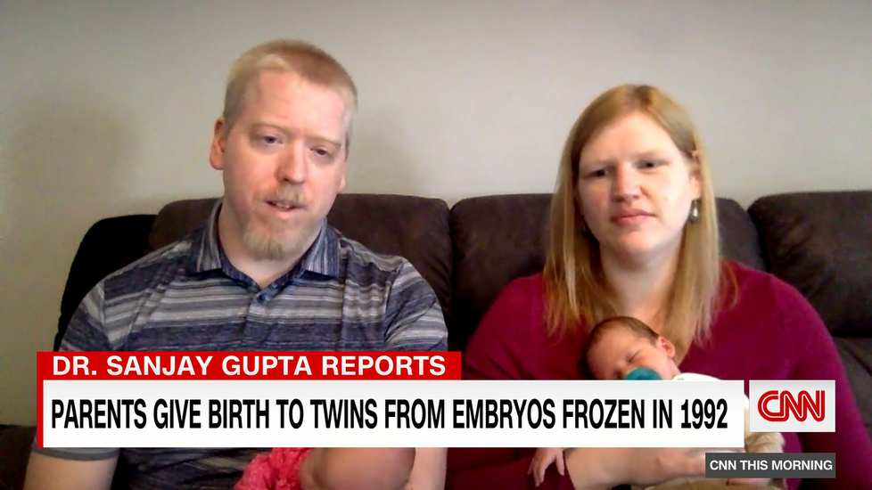 Lydia and Timothy Ridgewayovi se narodili z embryí, která byla 30 let zmražená