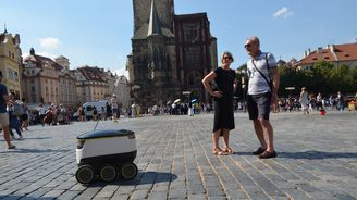 Rohlik.cz: roboti s nákupem budou brázdit české ulice už příští rok Rohlik.cz: roboti s nákupem budou brázdit české ulice už příští rok