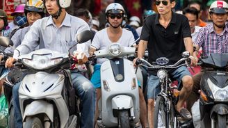 České firmy si stěžují na potíže při zaměstnávání Vietnamců České firmy si stěžují na potíže při zaměstnávání Vietnamců