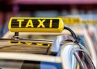 Taxíky nebudou muset mít taxametr ani střešní svítilnu. Schválila to vláda
