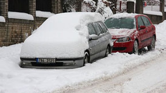 Sníh na českých silnicích 2010 (fotogalerie)