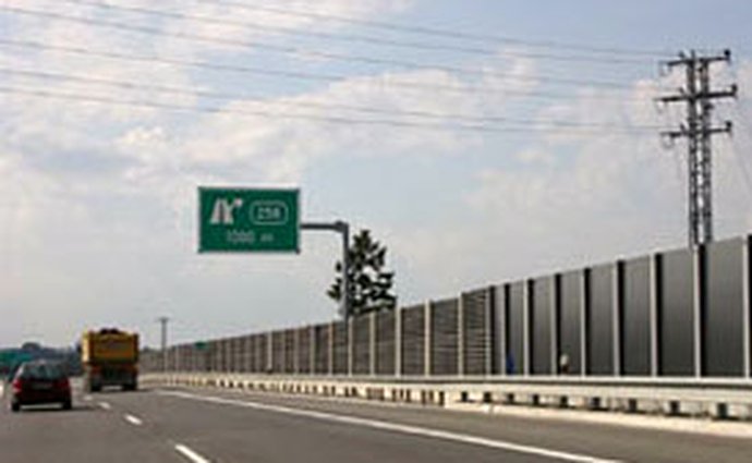 Další úsek dálnice D1 u Kroměříže v provozu