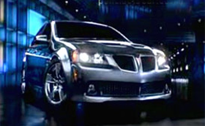 Video: Pontiac G8 GT – výkonný sedan jako velká hračka