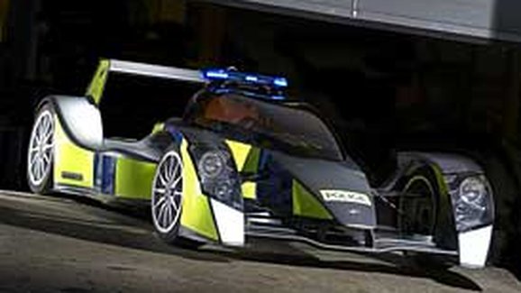 Caparo T1 Police: Objekt ve zpětném zrcátku je blíž, než by se mohlo zdát