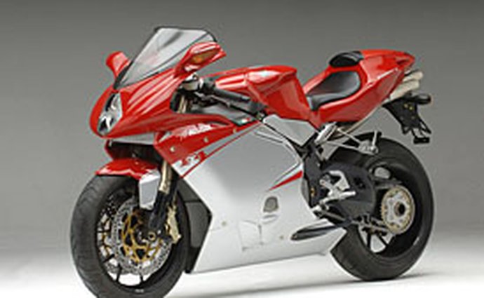 MV Agusta F4-R 312 vyhrála prestižní Master Bike 2007