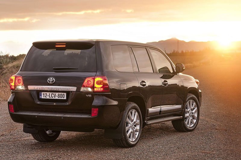 Toyota Land Cruiser 2013