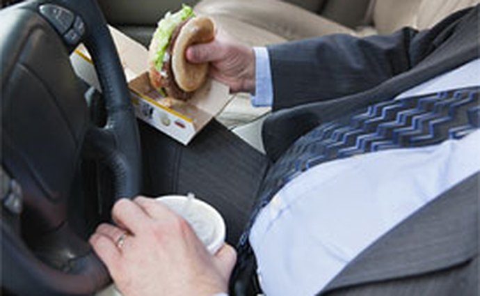 Obézní řidiči umírají při nehodách častěji