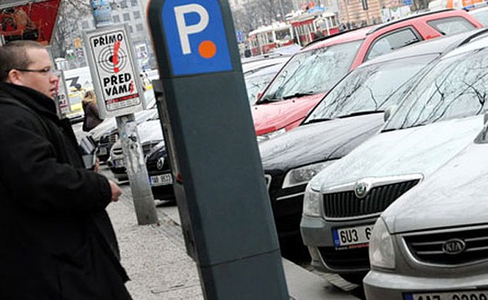 Praha chystá revoluci v parkovacích zónách