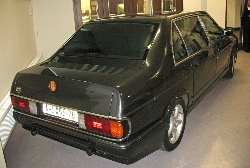 Tatra 700 (1997)