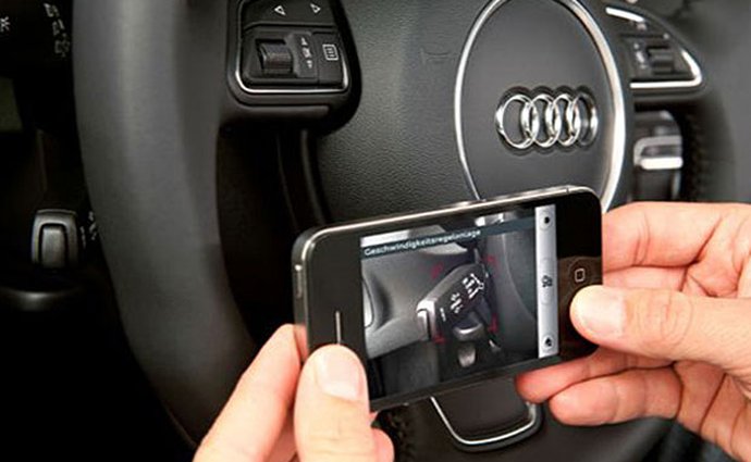 Audi představuje inteligentní návod k obsluze pro smartphony