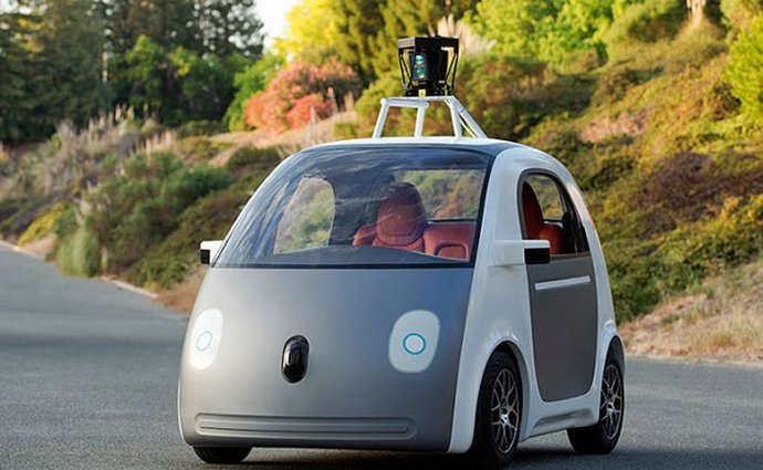 Robot v autech Googlu by prý mohl splňovat definici řidiče