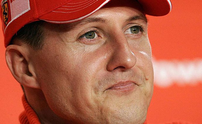 Fantastická zpráva: Michael Schumacher se po 155 dnech probral z kómatu (+video)