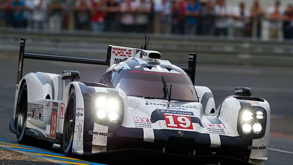 24 hodin Le Mans 2015: Bitvu dvou německých gigantů vyhrálo Porsche