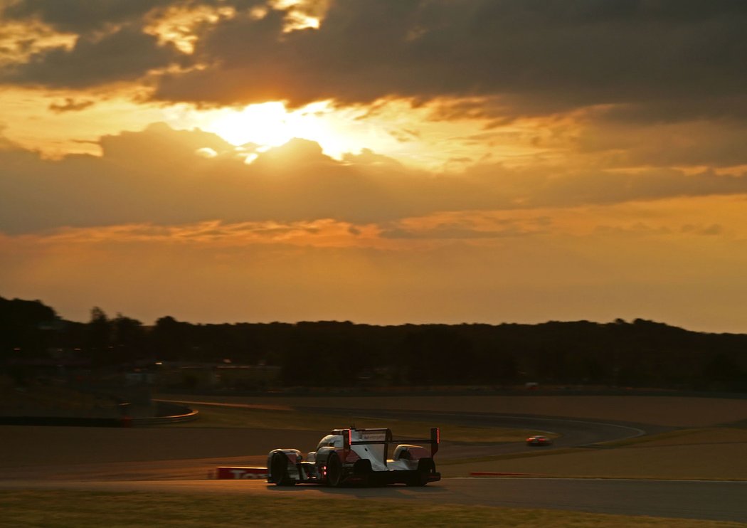 Porsche 956