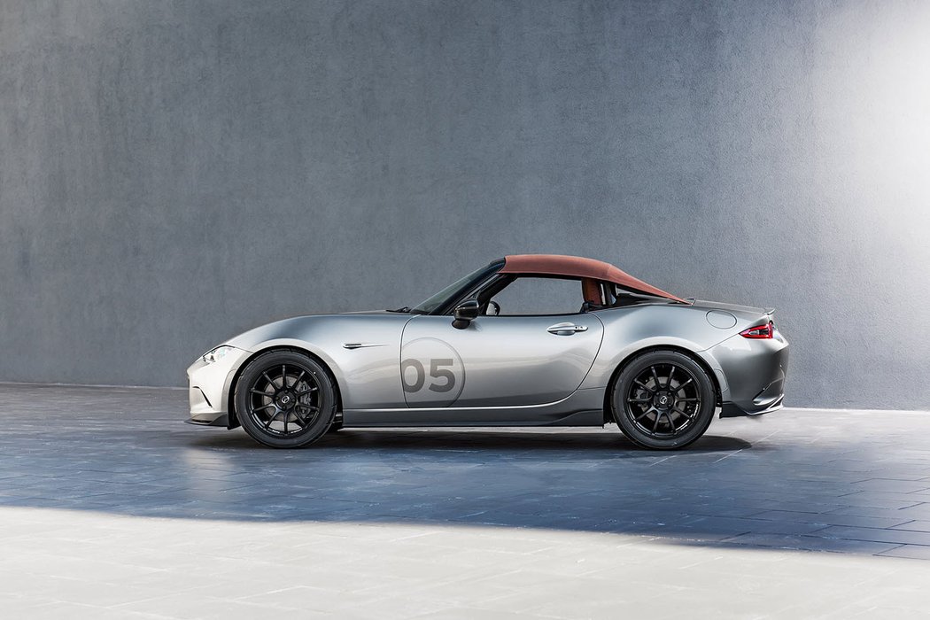 Mazda MX-5 Spyder