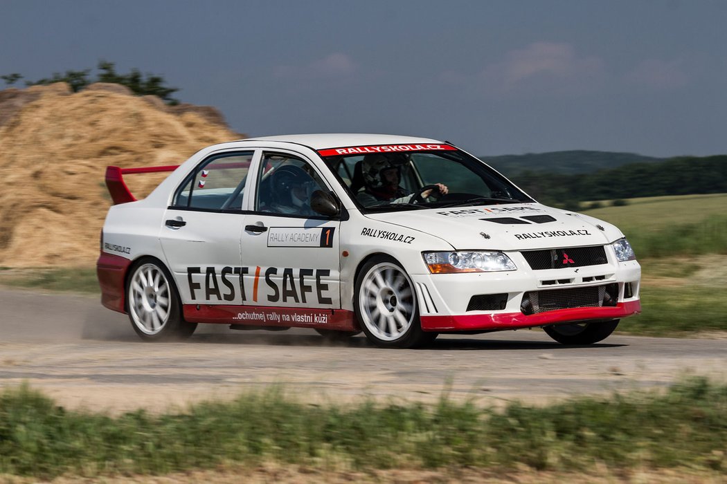 Opel Adam, Lancer Evo VII