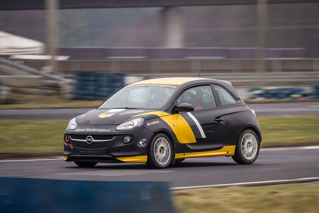 Opel Adam, Lancer Evo VII