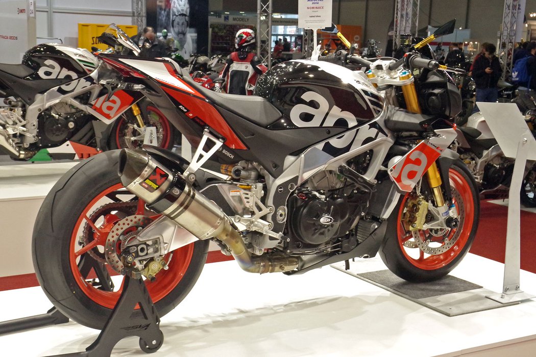 Aprilia Tuono V4