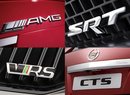 Automobilové zkratky: Víte, co znamená AMG, CC, MCV, RS nebo WRX?