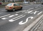 Pražští zastupitelé odmítli zákaz vjezdu aut do pruhů pro MHD