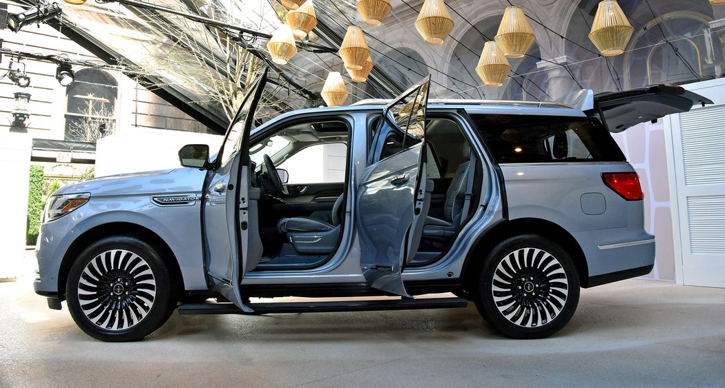 Lincoln Navigator