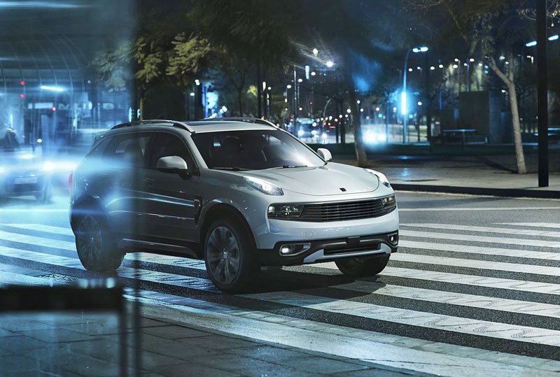 Lynk & Co 03 Concept a SUV 01