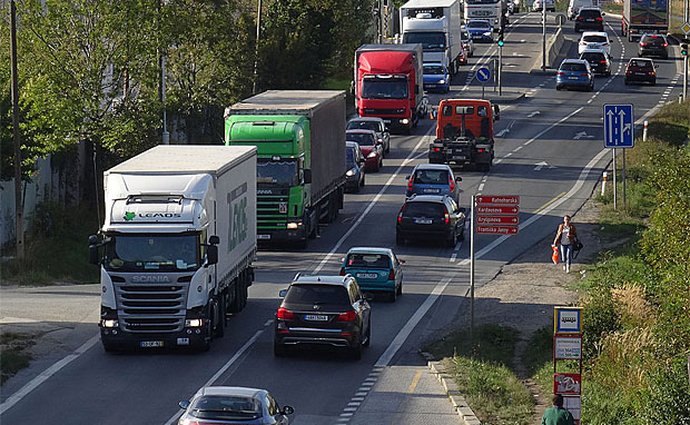 Praha jde proti kamionům: Radní schválili nejtvrdší variantu zákazu vjezdu!