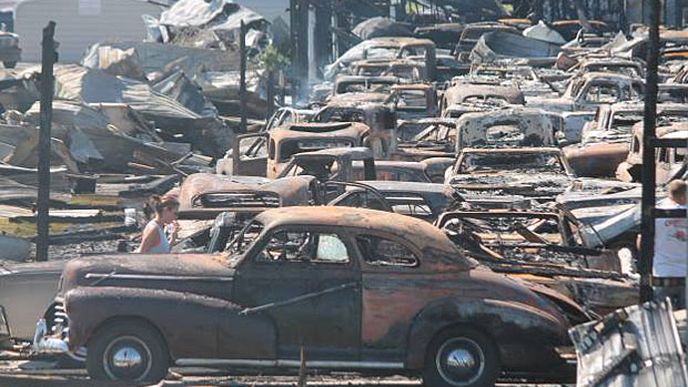 Nevyčíslitelná škoda: Obří požár v Illinois zničil přes 150 ikonických klasik Nevyčíslitelná škoda: Obří požár v Illinois zničil přes 150 ikonických klasik