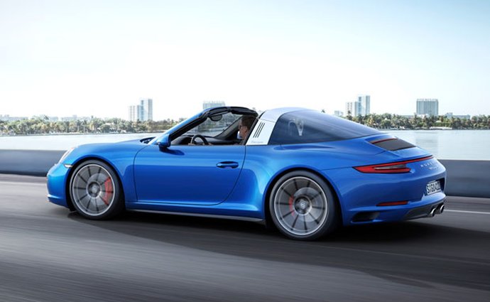 Automobilka Porsche loni dosáhla rekordního odbytu