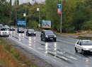 Dříve se na neoprávněné využití jízdních pruhů ve velké míře zaměřovala i městská policie. Dnes se na ně soustředí především Policie ČR. Pokuta činí 1500 až 2500 korun.
