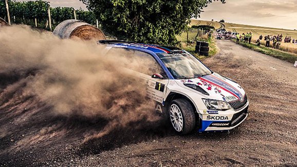 Rallye Hustopeče v cíli:  Kopeckého výhra č. 21