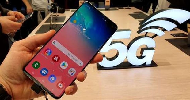 Zákazníci jsou ochotní za 5G konektivitu ve smartphonu připlatit nejčastěji 20 % 