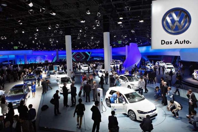 65. autosalon Franfurkt - Volkswagen 65. autosalon Franfurkt - Volkswagen