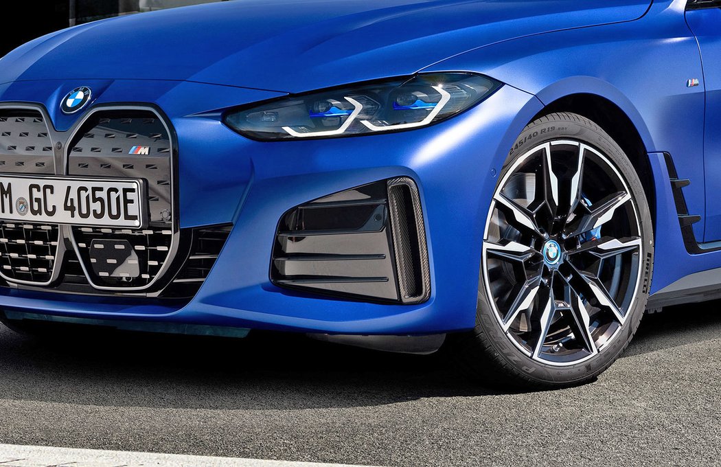 BMW i4 M50