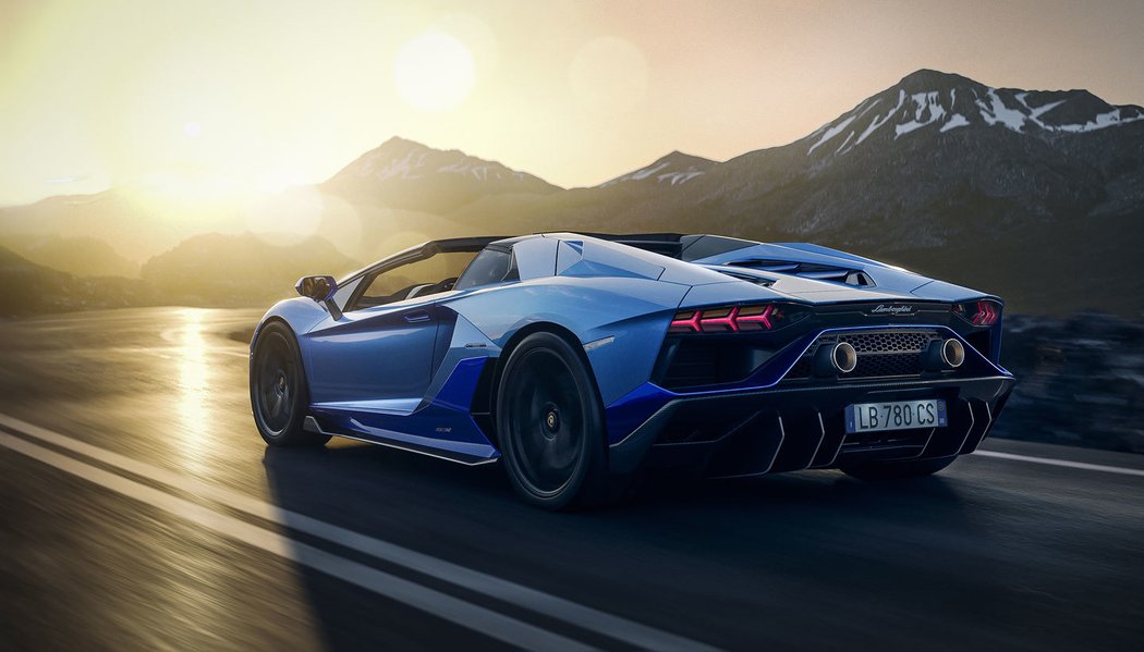 Lamborghini Aventador LP 780-4 Ultimae Roadster