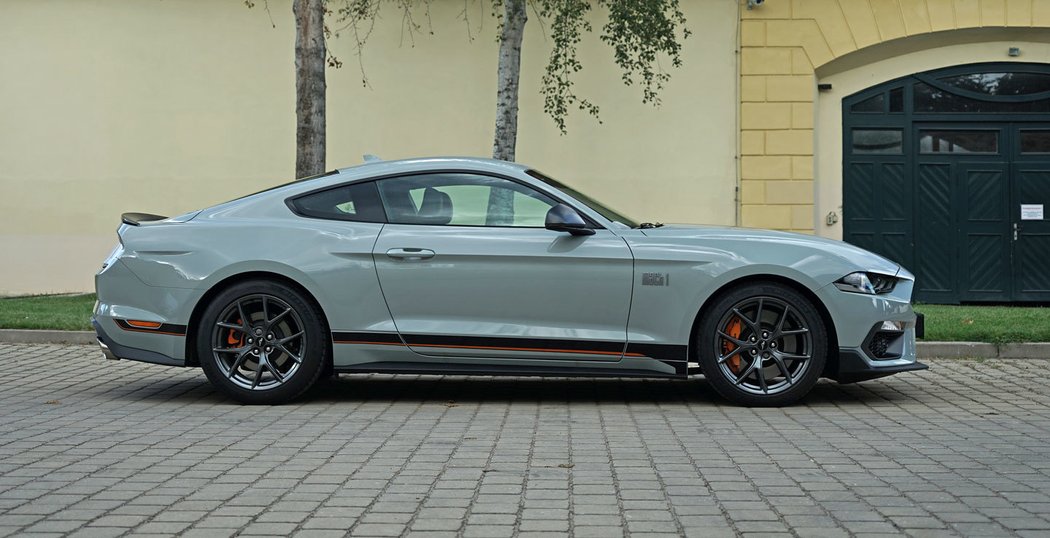 Ford Mustang Mach 1