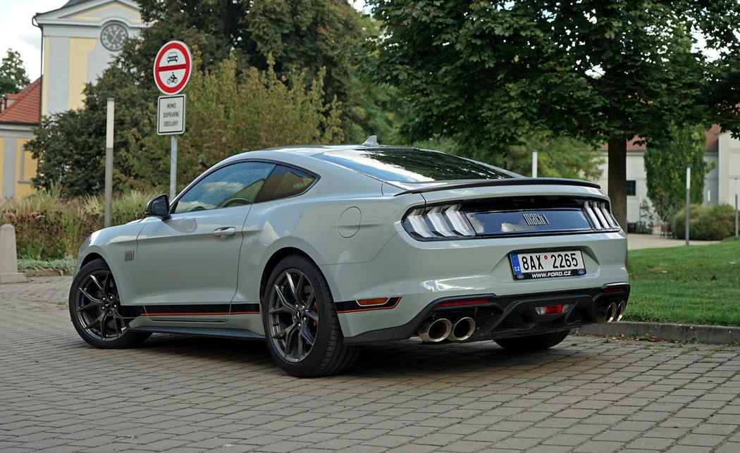 Ford Mustang Mach 1