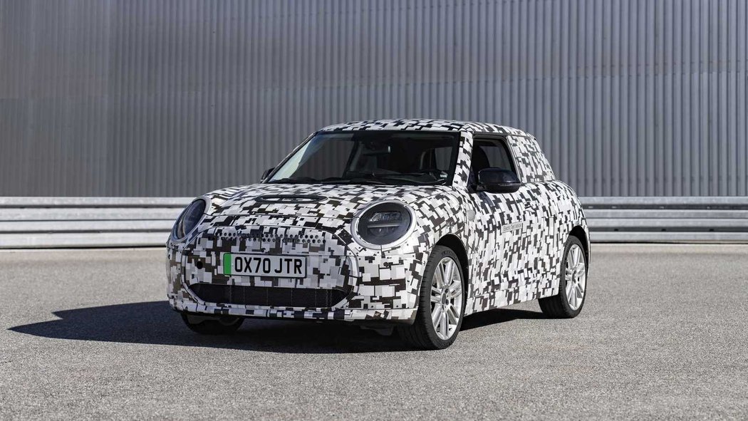 2023 Mini Cooper SE teasers