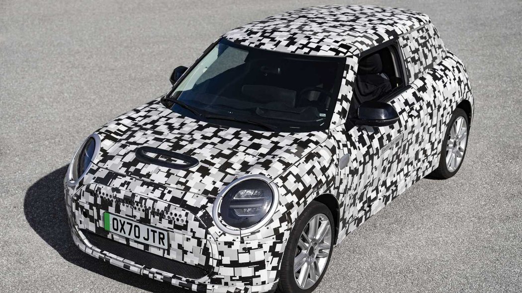 2023 Mini Cooper SE teasers