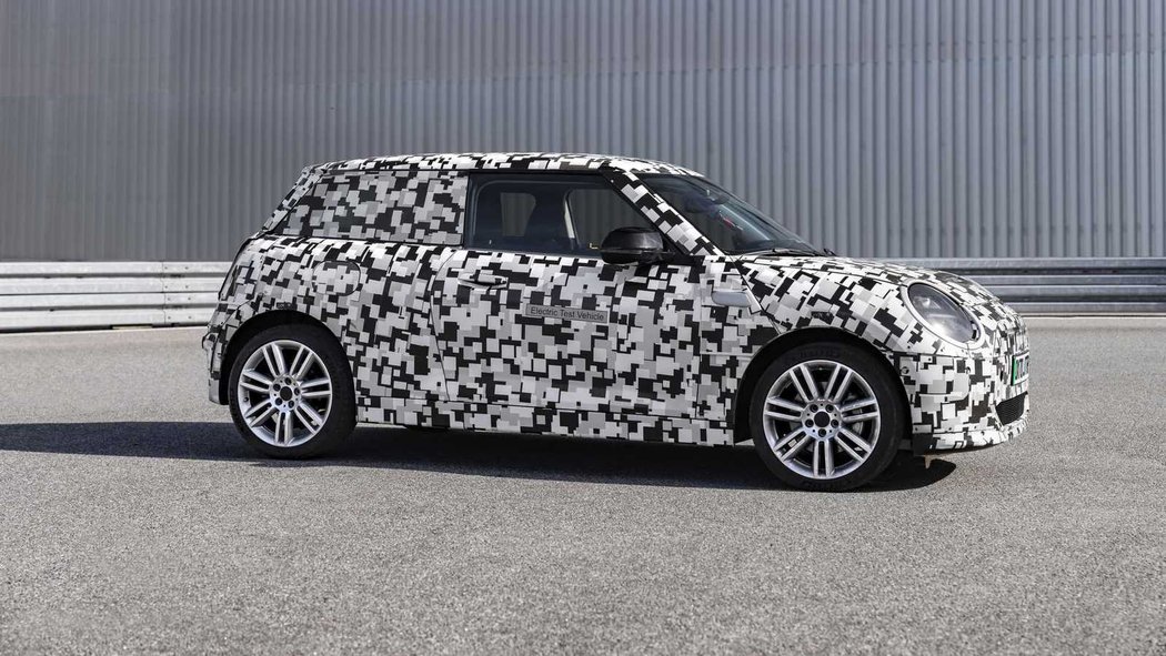 2023 Mini Cooper SE teasers