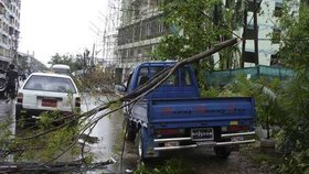 Následky cyklonu Nargis v barmských městech