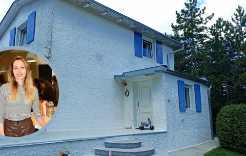Jako v řecké cukrárně. Bydlení herečky Terezy Bebarové plné barev, modrých okenic i umění