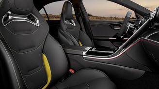 Mercedes-AMG C 63 S E Performance Mercedes-AMG C 63 S E Performance