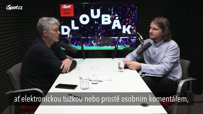 Karoch o komentování i konci v ČT: Chtěli mě dávat jen na béčkové zápasy Karoch o komentování i konci v ČT: Chtěli mě dávat jen na béčkové zápasy