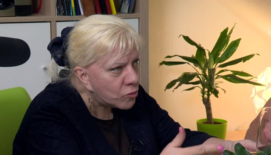 Pondělní Prostřeno!: Marie Pojkarová líčí svůj porod!