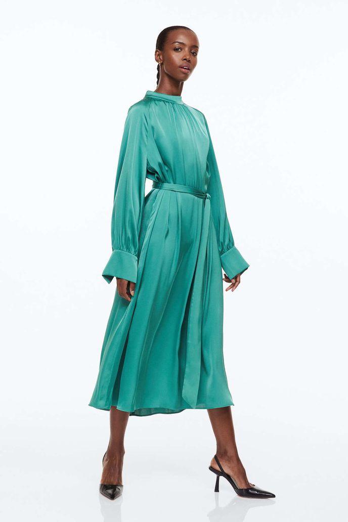 Šaty, H&M, 999 Kč, hm.com Šaty, H&M, 999 Kč, hm.com