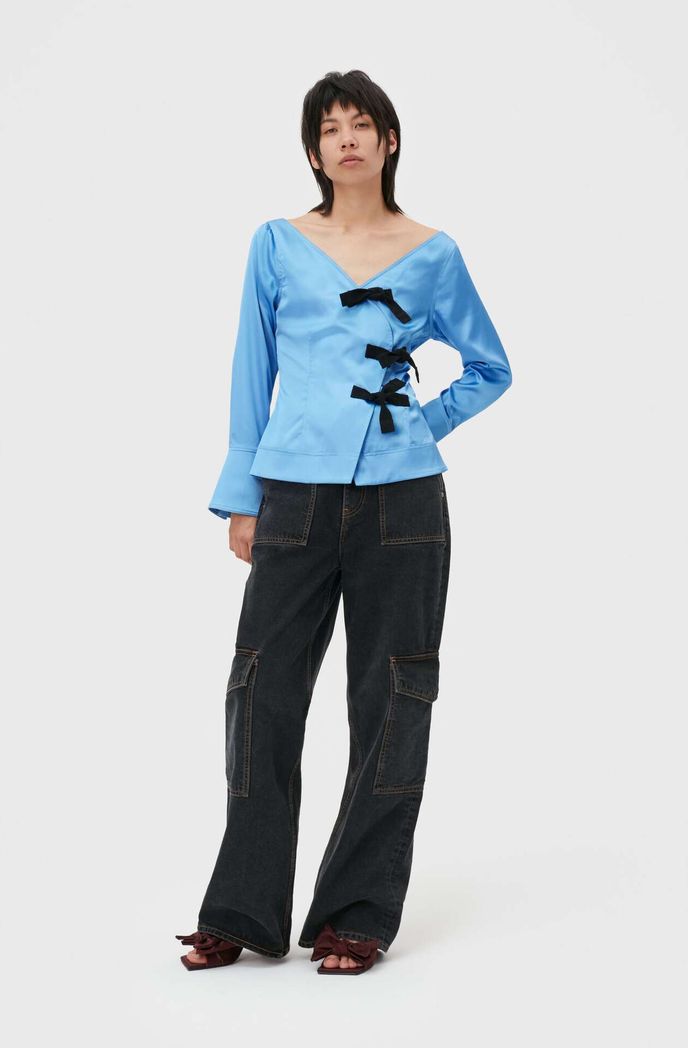 Kargo džíny, Ganni, 245 eur, ganni.com Kargo džíny, Ganni, 245 eur, ganni.com