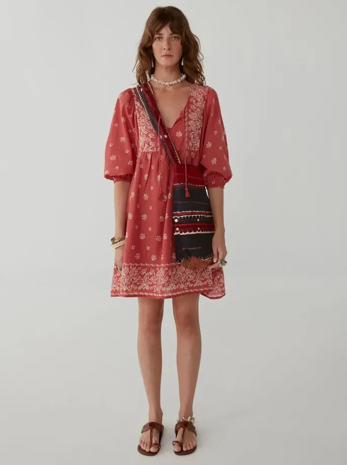 Maison Hotel, 100 eur, maisonh.com Maison Hotel, 100 eur, maisonh.com