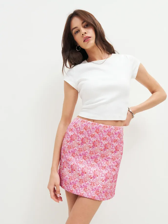 Reformation, 3800 Kč, thereformation.com Reformation, 3800 Kč, thereformation.com